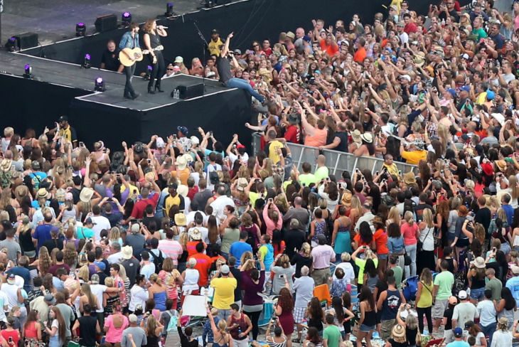 Lady Antebellum in AC