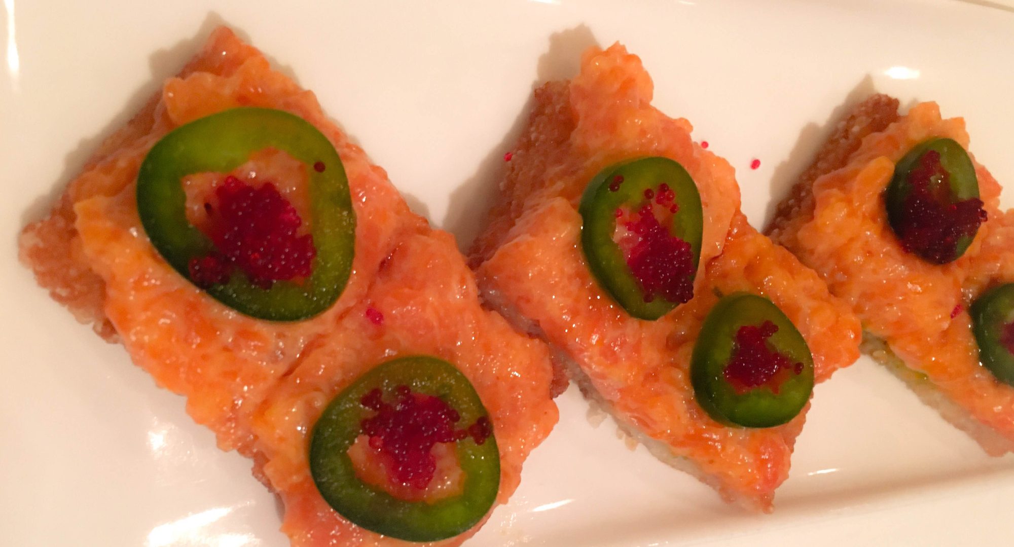 doma byob naked salmon roll
